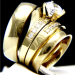 par-de-alianca-ouro-18k-e-anel-c (1)