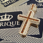 pingente-de-cruz-de-ouro-18k7506