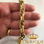 pulseira-grossa-modelo-trancada